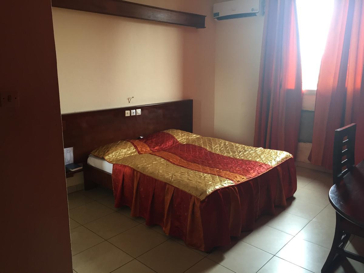 Hotel Lumiere Akwa Douala Exterior foto
